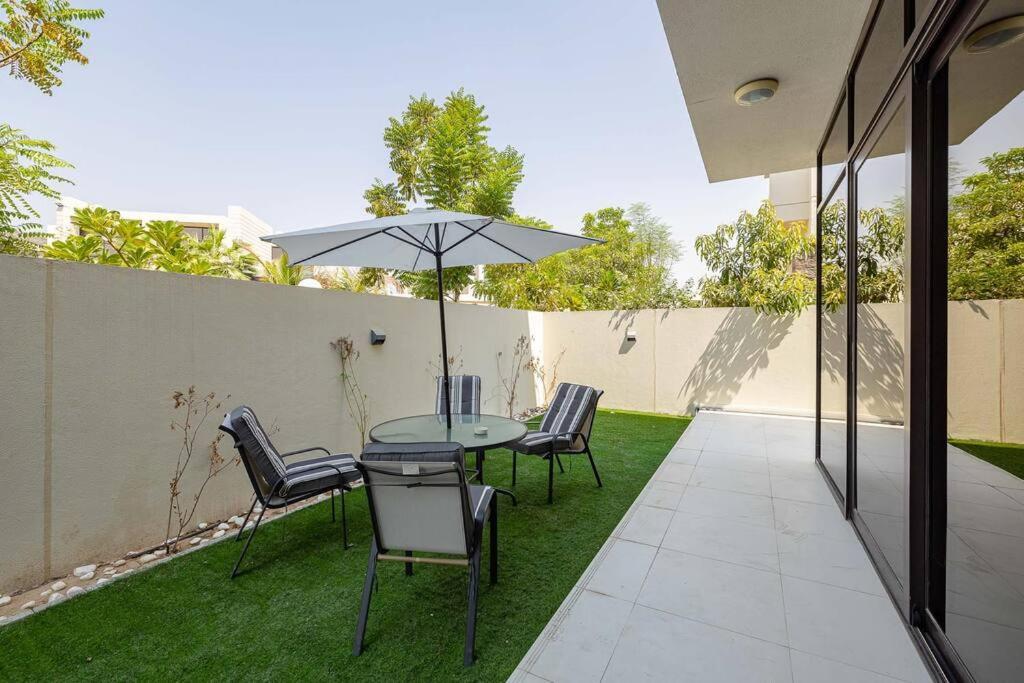 Spacious And Elegant 5Br Plus Maids Room Villa In Damac Dubai Exterior foto